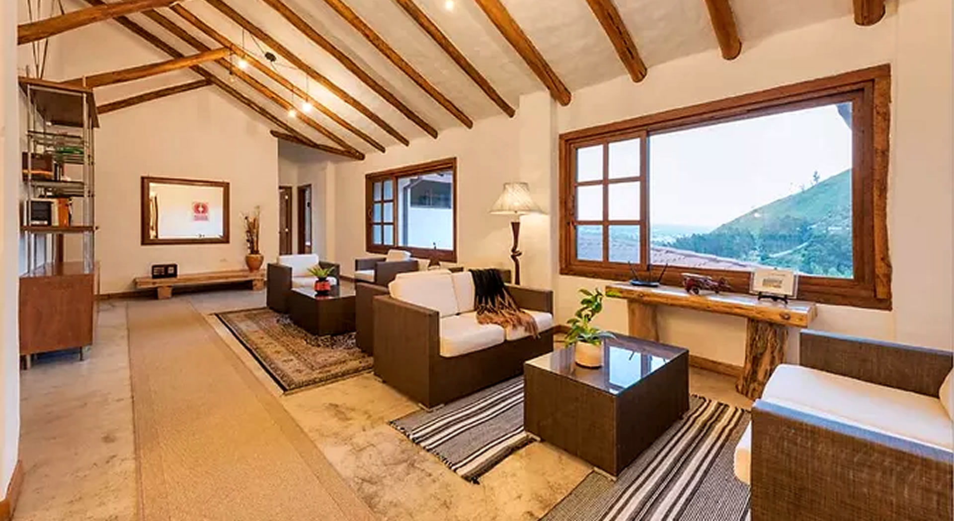 Hosteria Casa Ilayaku
